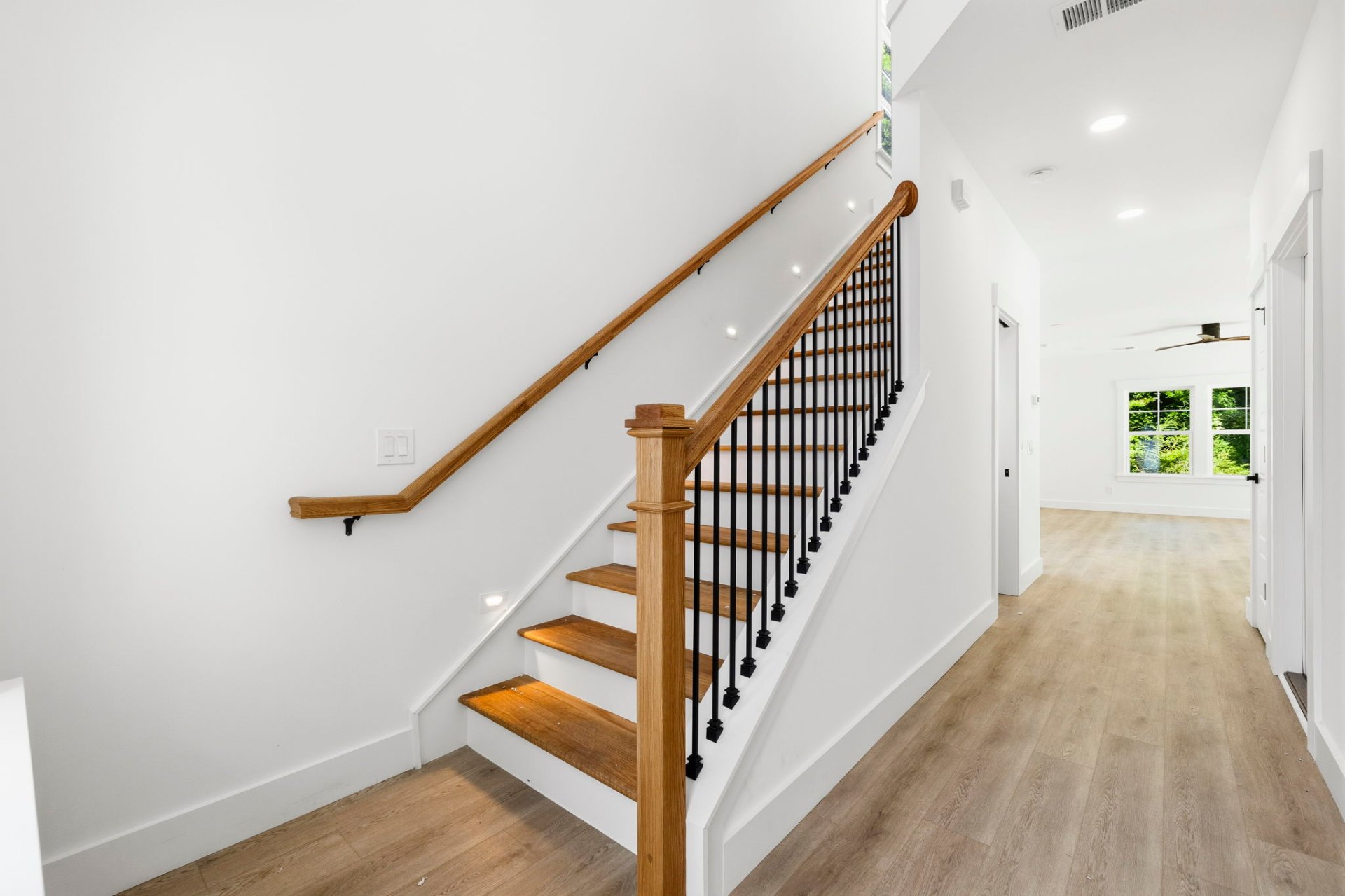 Residence No. 02 — view 5
