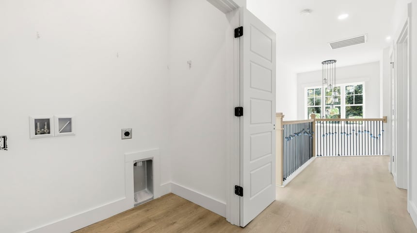 Residence No. 06 — view 7
